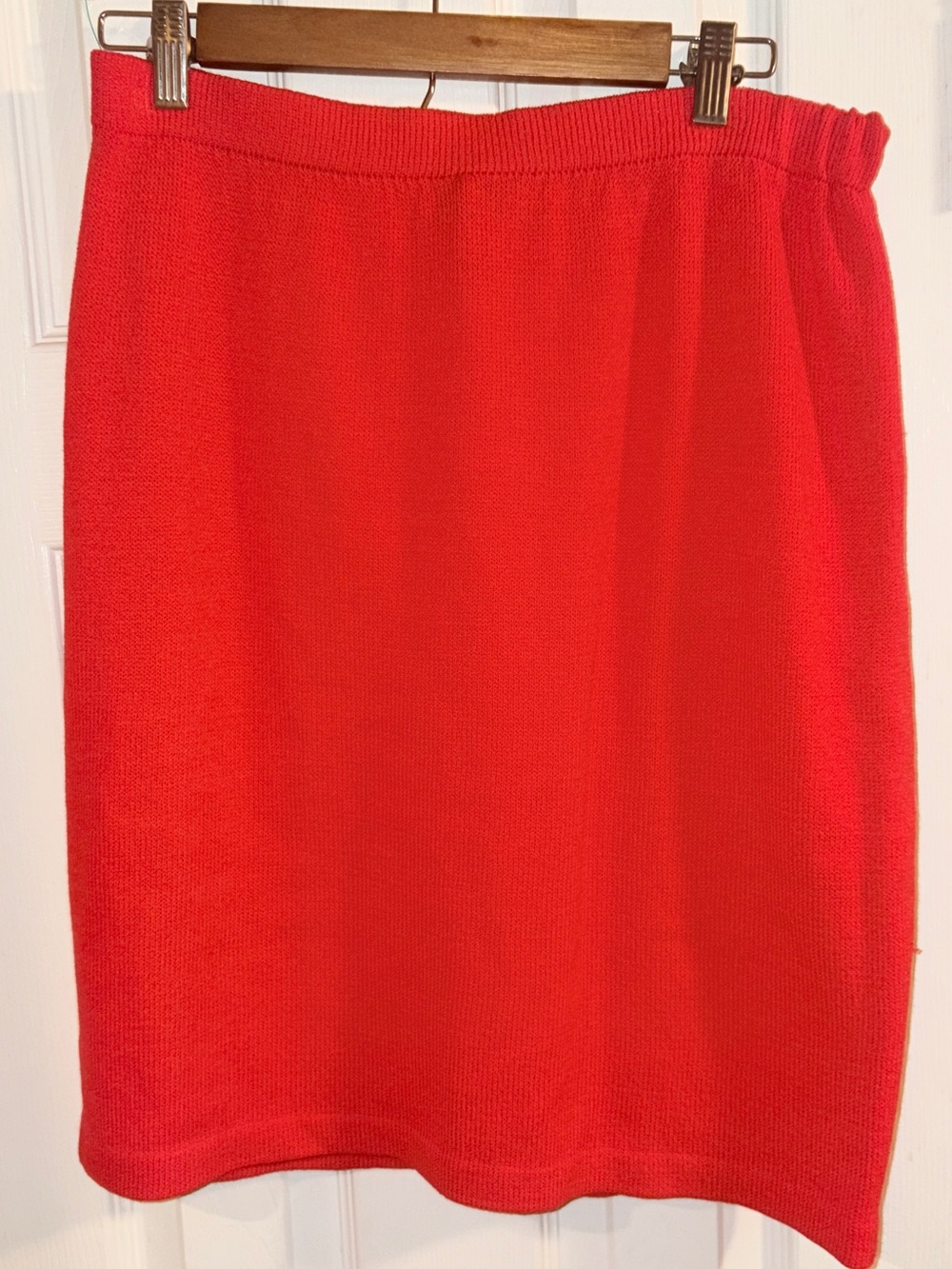 St. John collection by Marie grey red wool Santana knit skirt Sz 12